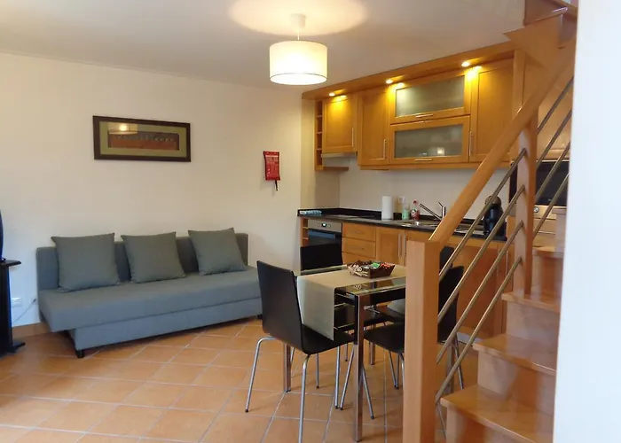 Semesterbostad Oak *